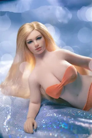 1/12 Scale Female Action Figure, 6 inch Seamless Soft Flexible Slightly Fat Female Figure Body Doll Model with Detachable Hand & Feet Shapes Accessories (Large Bust - Pale Skin)
