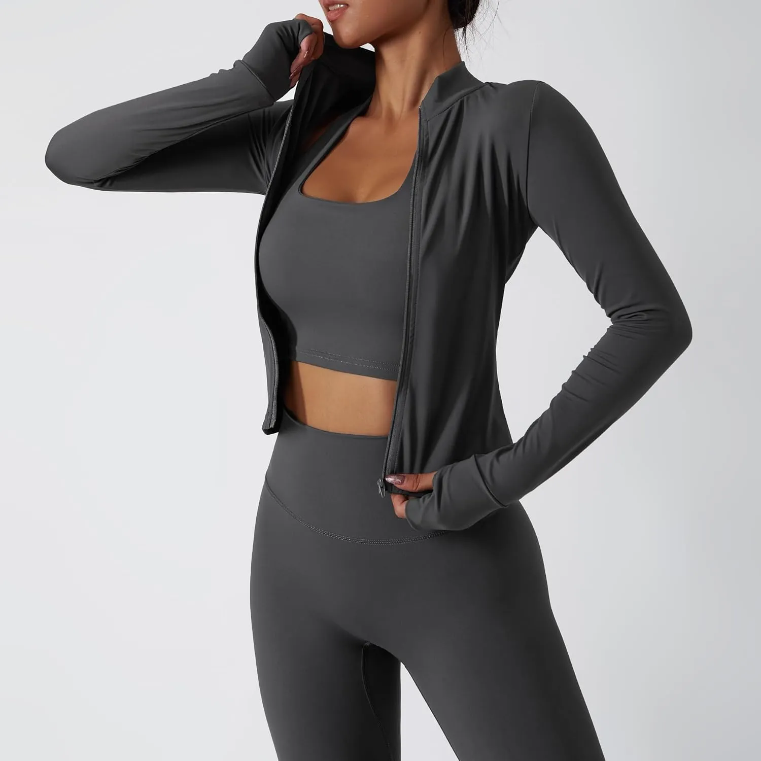 3-Piece Seamless Moisture-Wicking Workout Set for Women - Gym, Fitness, Running, Yoga Sportswear