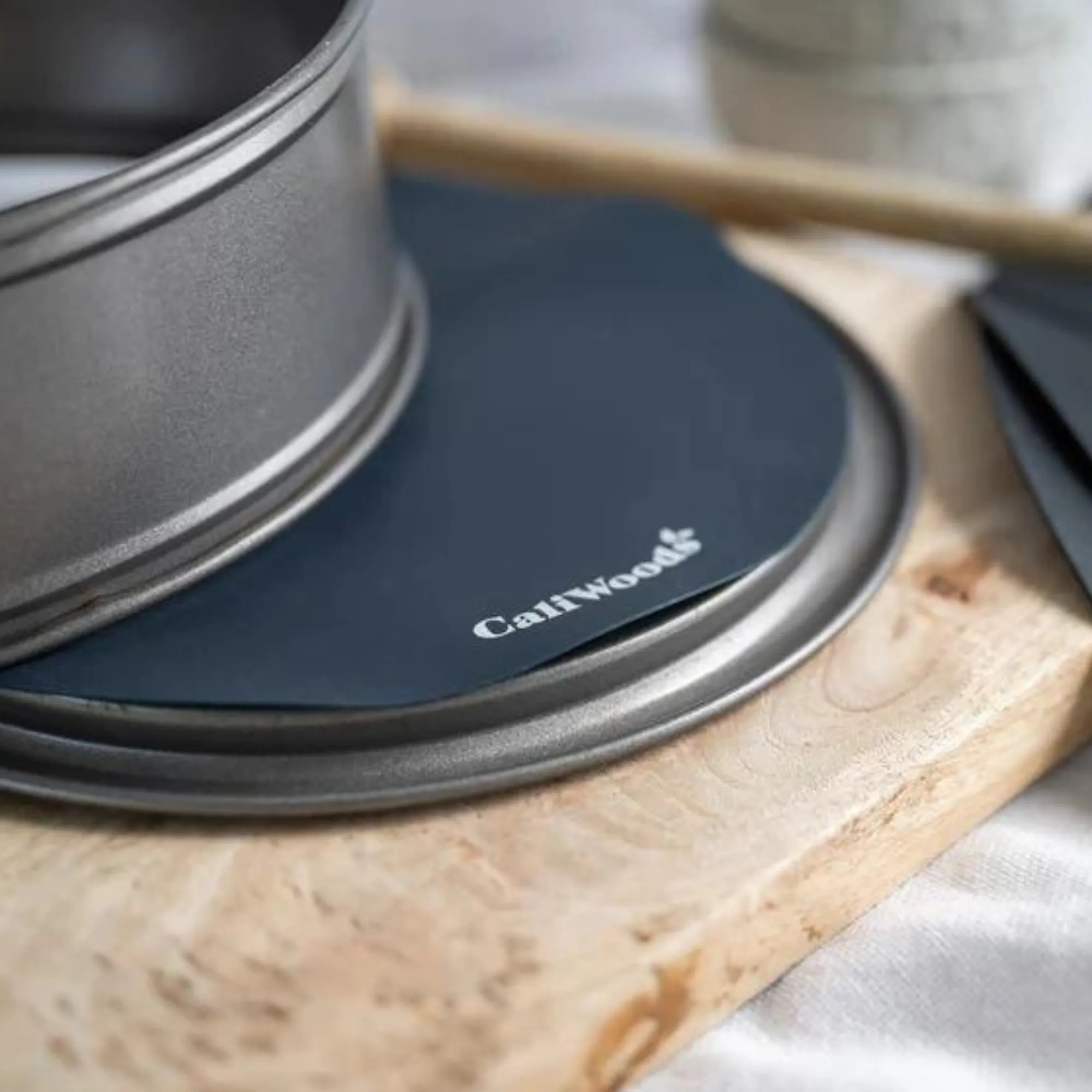 Caliwoods- Circular Reusable Baking Mat - 2 Pack