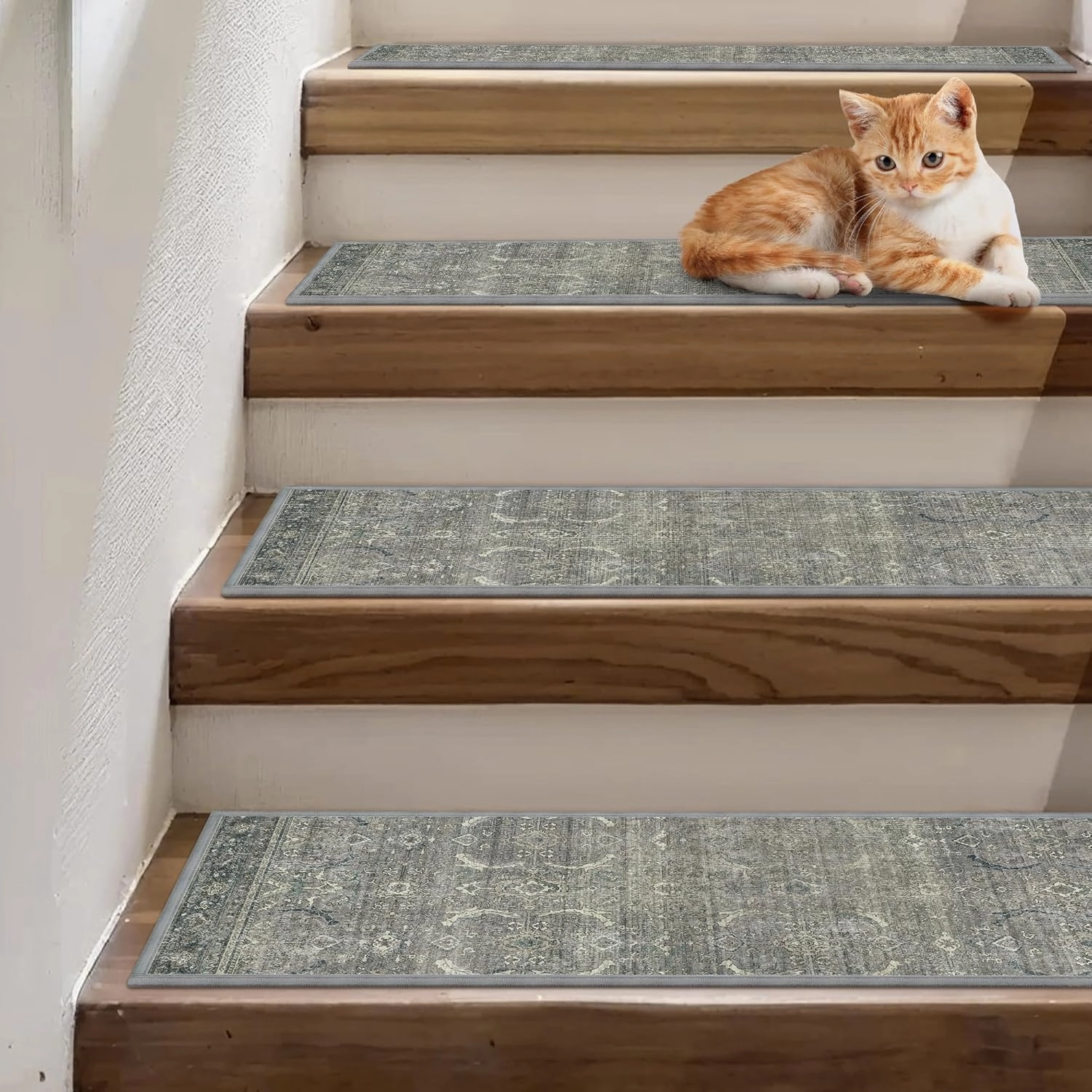 Carpet Stair Treads Non Slip 15PCS, 8" X 30" Edging Stair Runner for Wooden Steps Indoor, Resistant Stair Rug with Reusable TPE Adhesive Backing, Residue Free Mat for Elders, Pets, Garyish