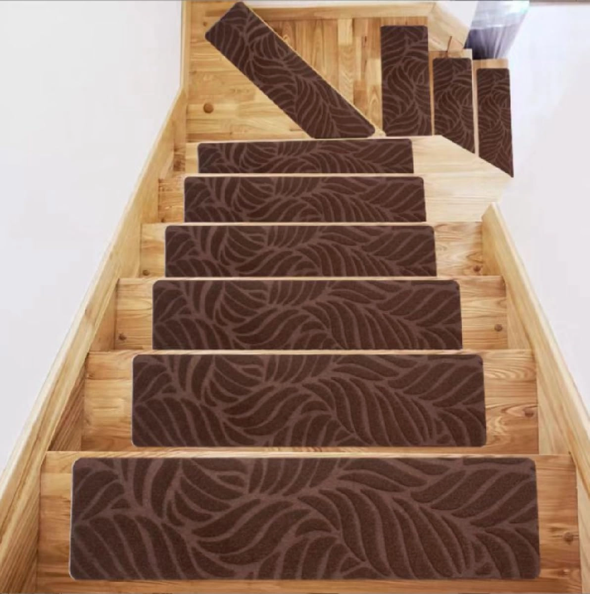 ESUPPORT Non-Slip Stair Treads Carpet Mat Rug 8 * 30" Leaf Pattern Indoor Stair Runners for Wooden Steps Kids Dogs Elders Pet with Reusable Adhesive Pack of 5