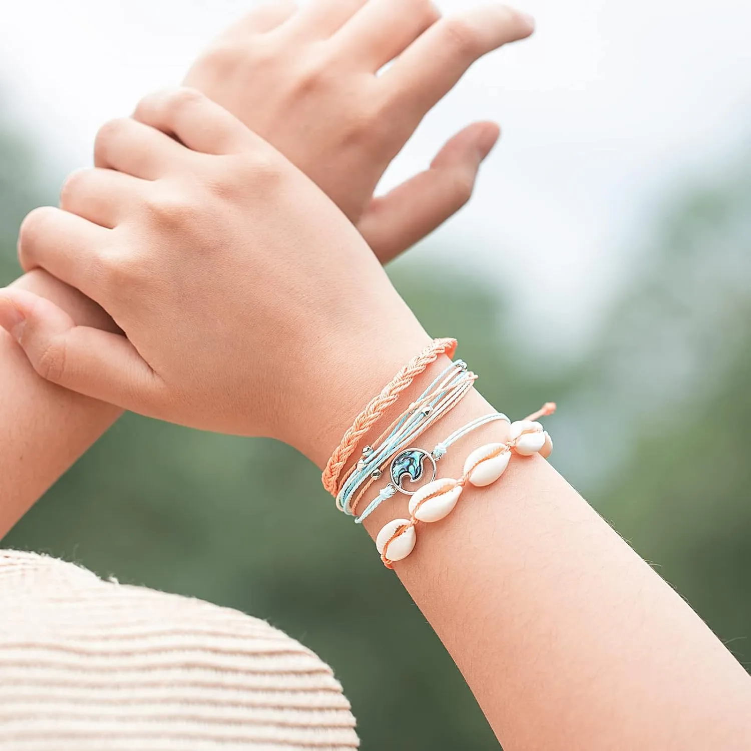 FANCY SHINY Wave String Bracelets Braid Puka Shell Bead Bracelets Handmade Cute Trendy Boho Easter Jewelry Gifts for Women