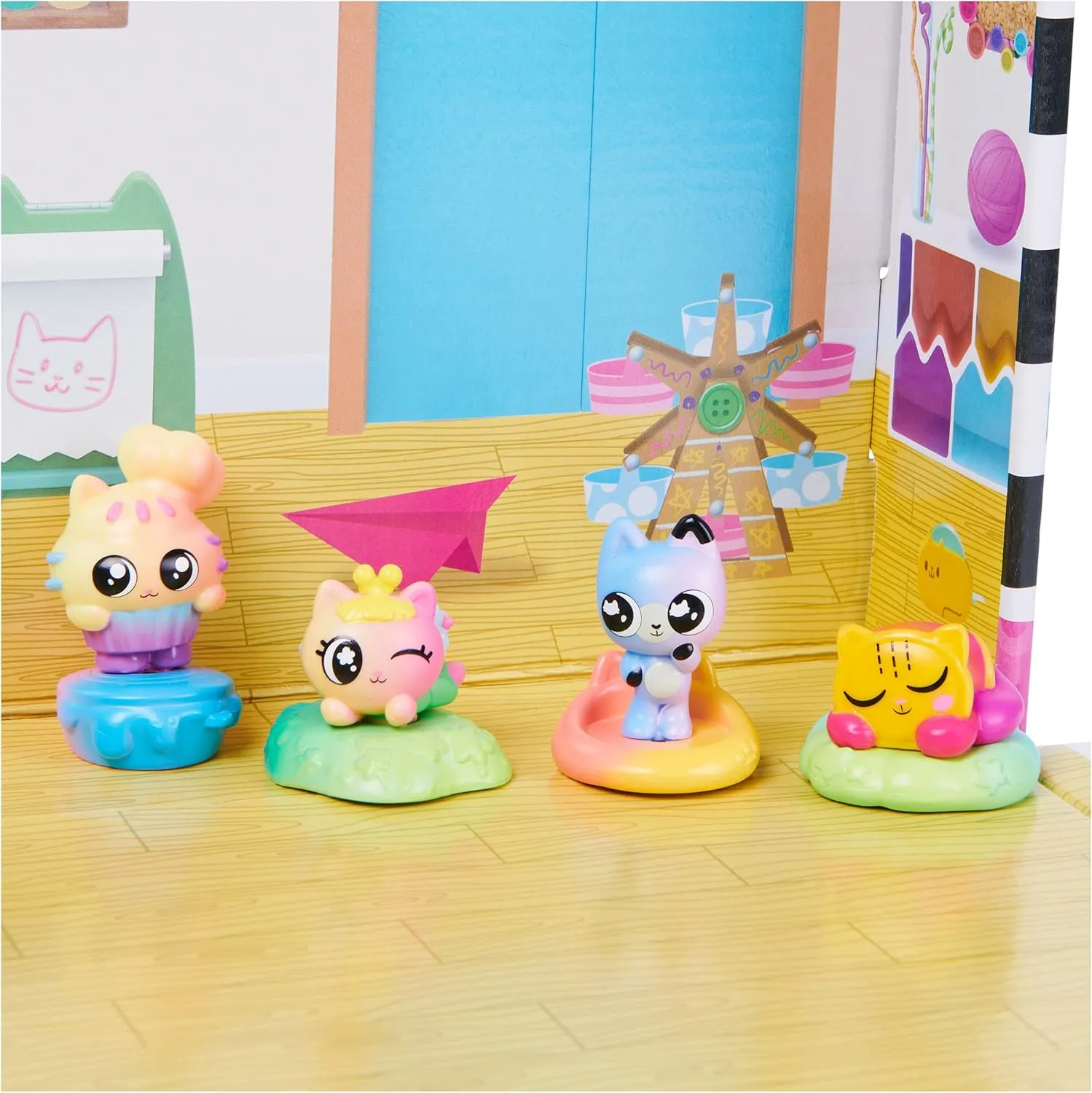 Gabby’s Dollhouse, Meow-mazing Mini Figures 12-Pack (Amazon Exclusive) Rainbow -Themed Toy Figures and Playsets Kids Toys for Ages 3 and up