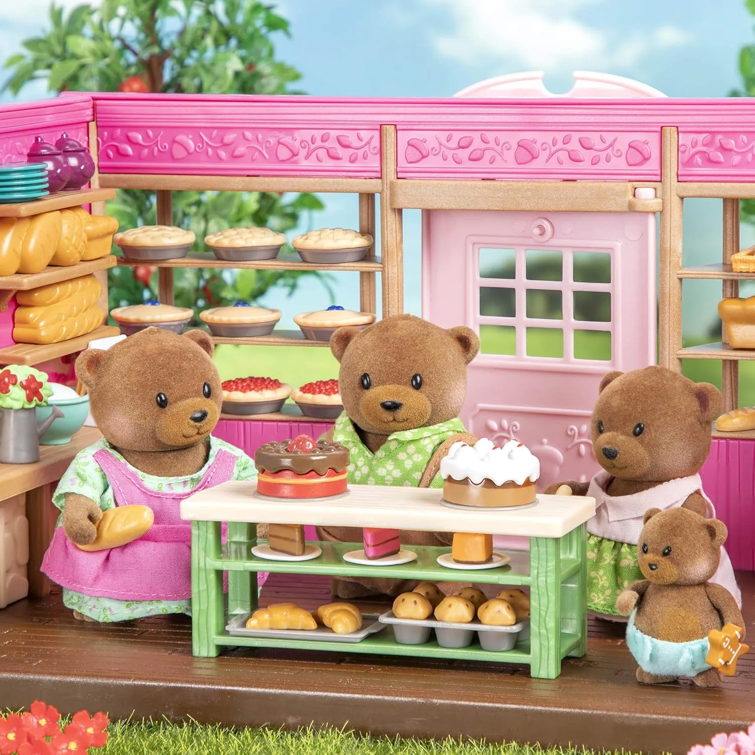 Li'l Woodzeez – Healthnuggle Bear Family Set – 4 Collectible Doll Figures with Storybook – Pretend Play Toy – Gift for Kids Age 3 