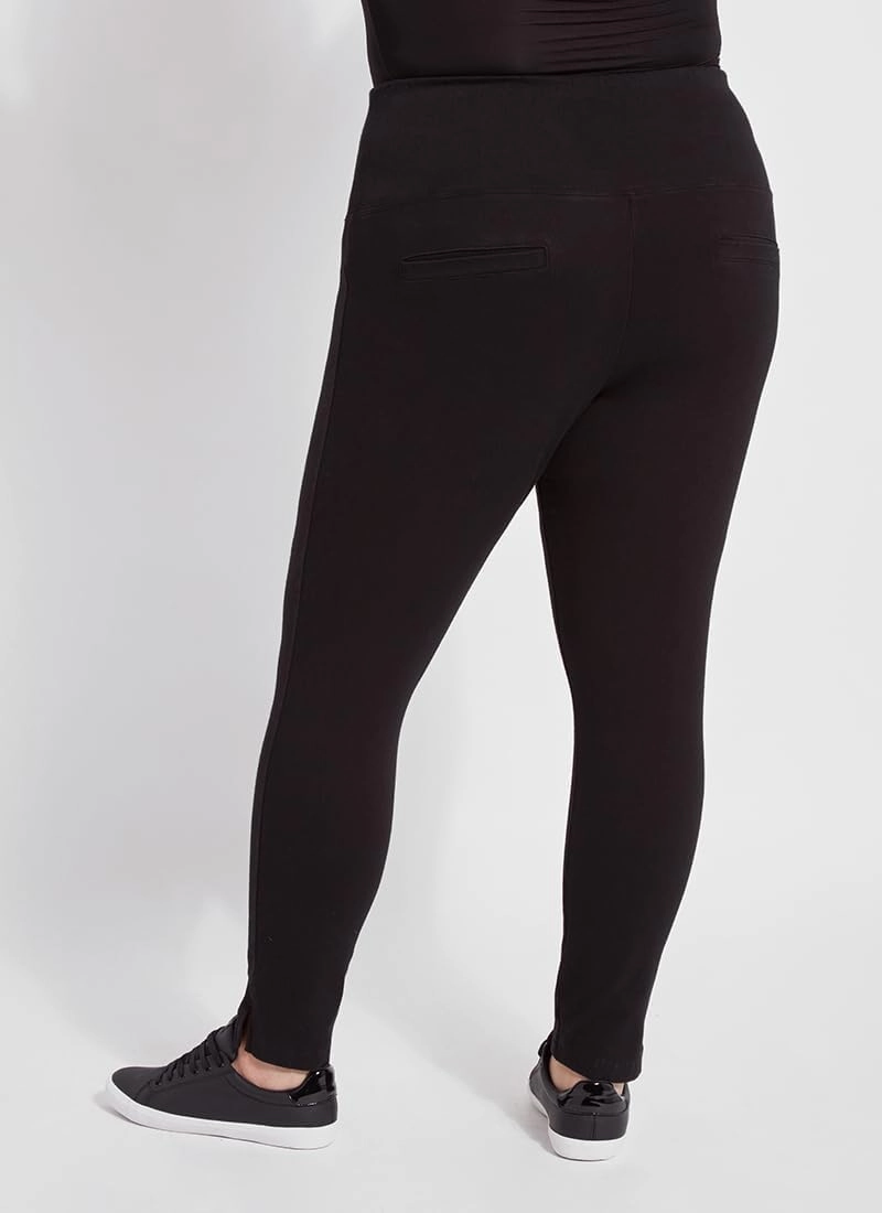 Lyssé Women's Plus Size Denim Skinny Legging
