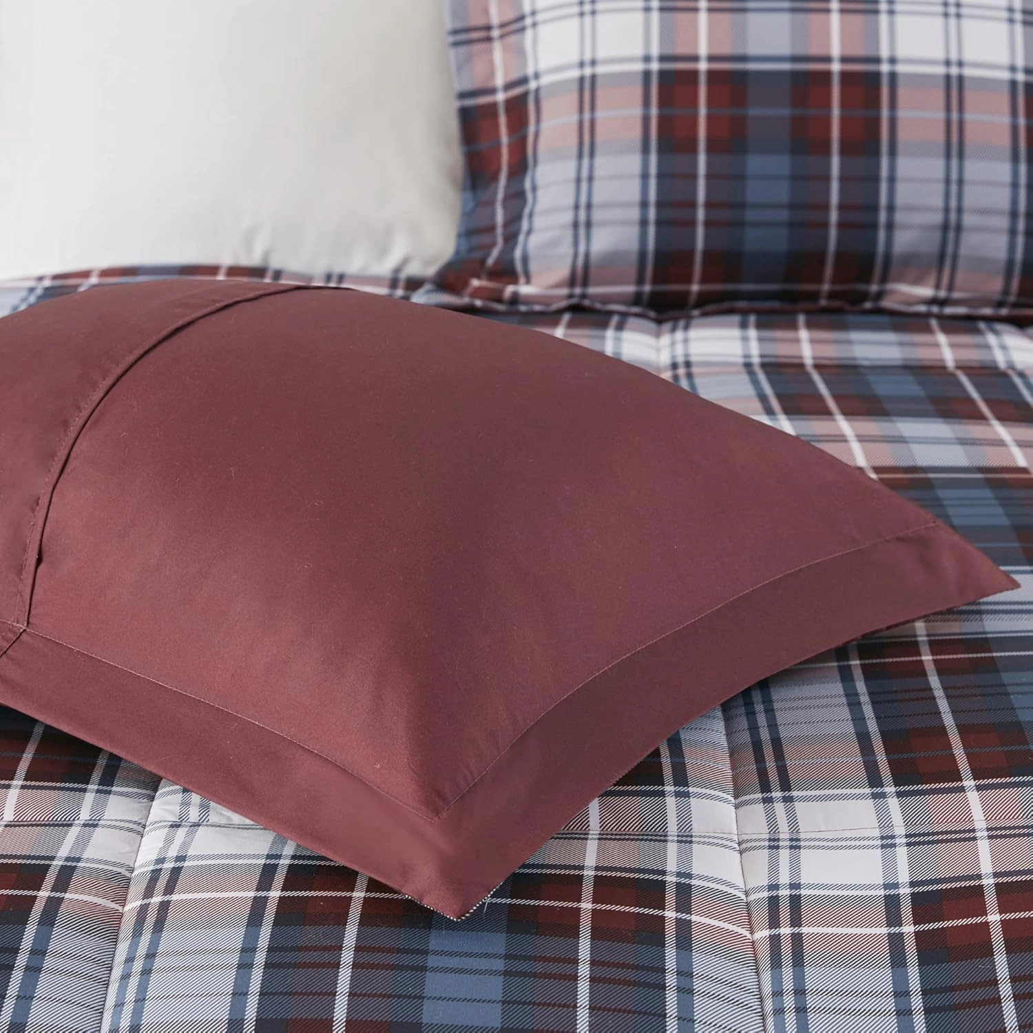 Madison Park Essentials Parkston Plaid Comforter, Matching Sham, 3M Scotchguard Stain Release Cover, Hypoallergenic All Season Bedding-Set, Full/Queen, Red, 3 Piece