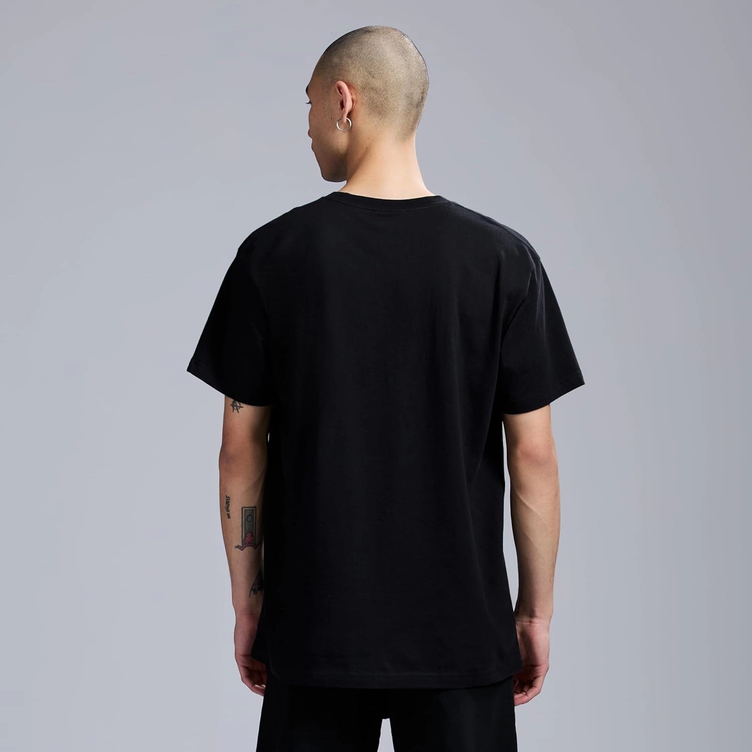 Men's X NBA Officially Licensed Graphic Short Sleeve Lightweight Classic Crew Neck Cotton T-Shirt