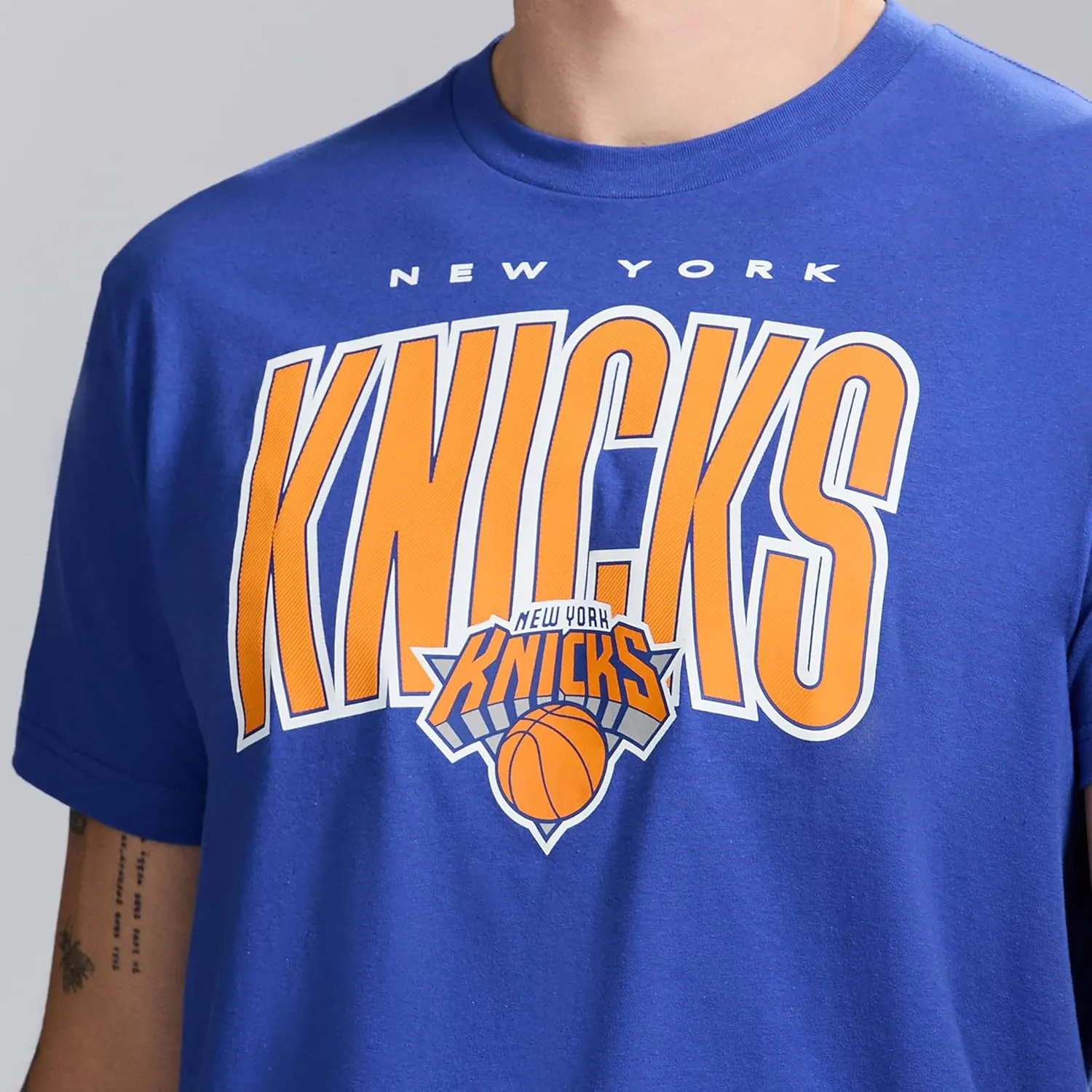 Men's X NBA Officially Licensed Graphic Short Sleeve Lightweight Classic Crew Neck Cotton T-Shirt