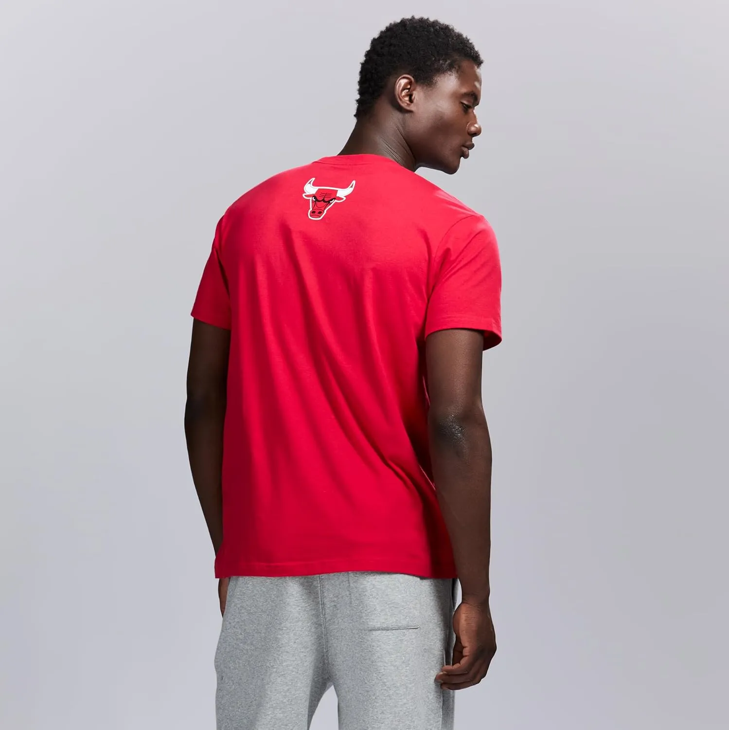Men's X NBA Officially Licensed Graphic Short Sleeve Lightweight Crew Neck Cotton Team T-Shirt