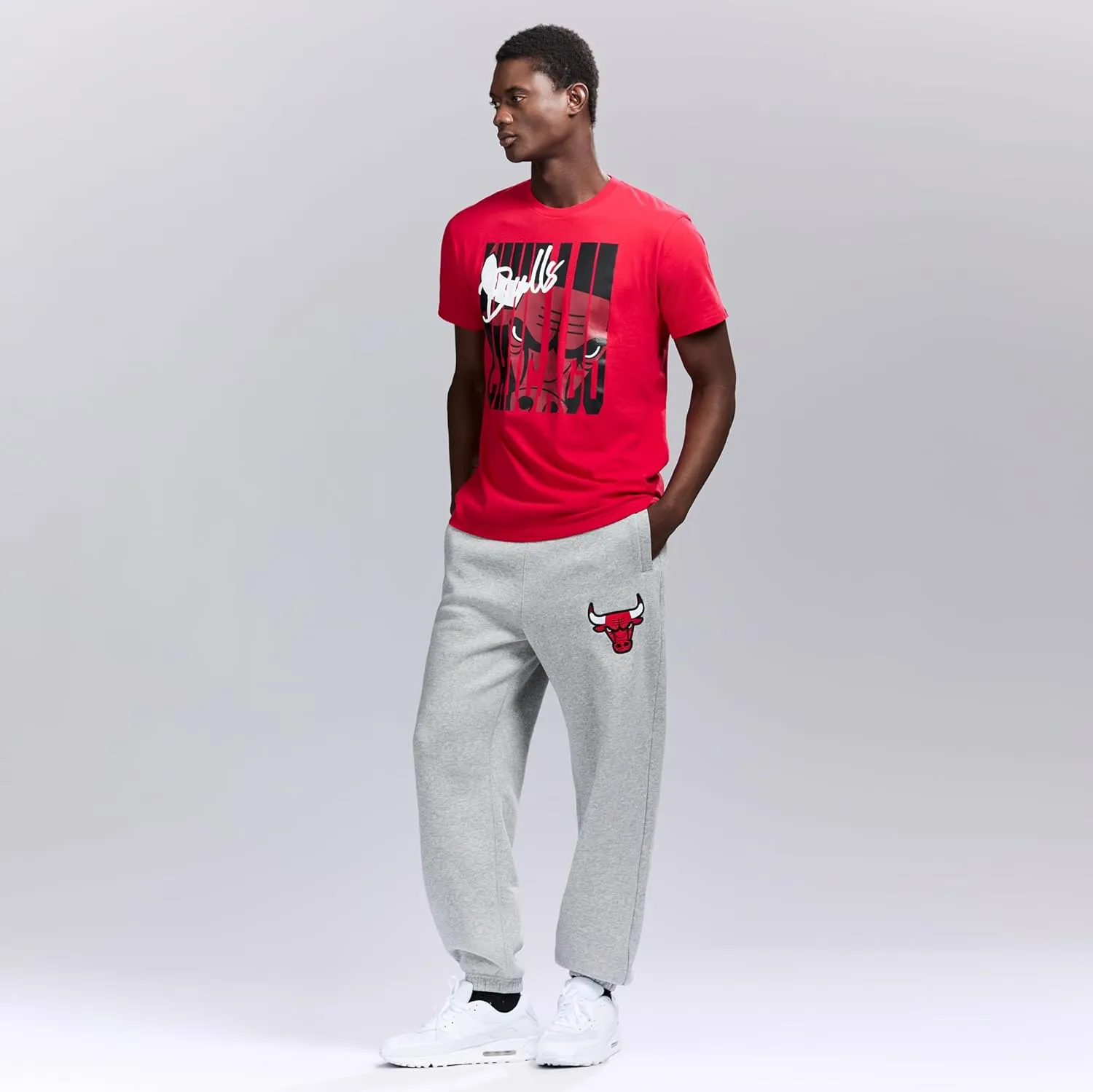 Men's X NBA Officially Licensed Graphic Short Sleeve Lightweight Crew Neck Cotton Team T-Shirt