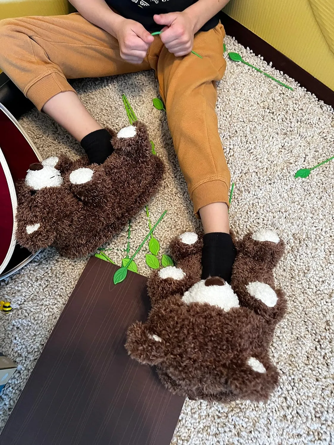 ooohyeah Kids Fuzzy Funny Animal Slippers, Cute Non-Slip Winter Warm House Shoes for Boys & Girls, Shoe Size 1-4