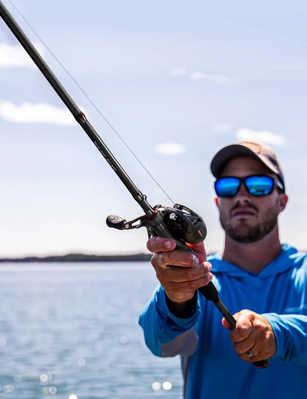 Piscifun Torrent Fishing Rod, IM6 Carbon Baitcaster & Spinning Rod, High Sensitive Lightweight Fishing Casting Rod, Zirconium Oxide Rings, 2 Pieces Rod