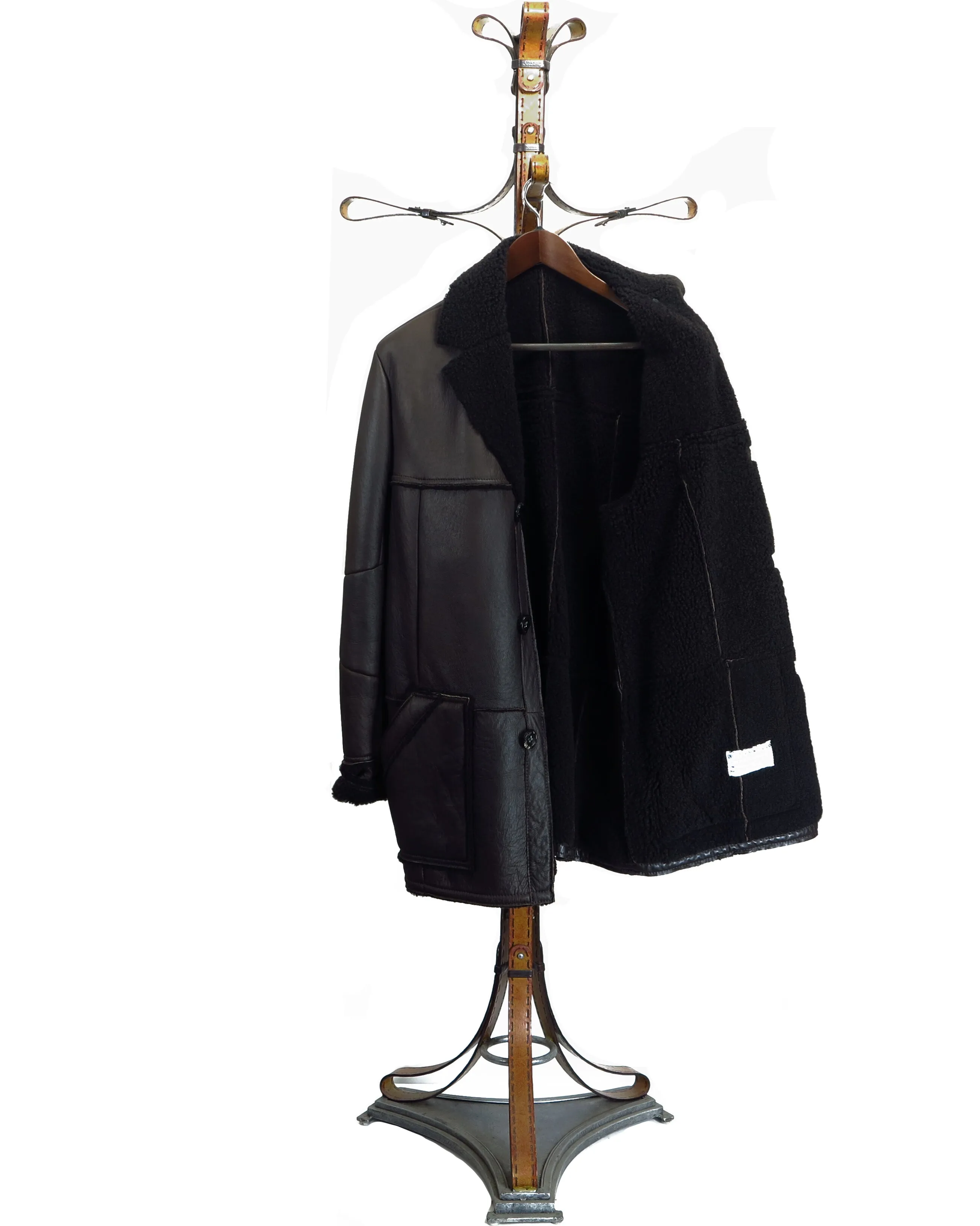 RANFURLY. S3641- Nu-Buck Baby Lamb 3/4 Coat (Genuine Natural matching Ironed Wool Interior)