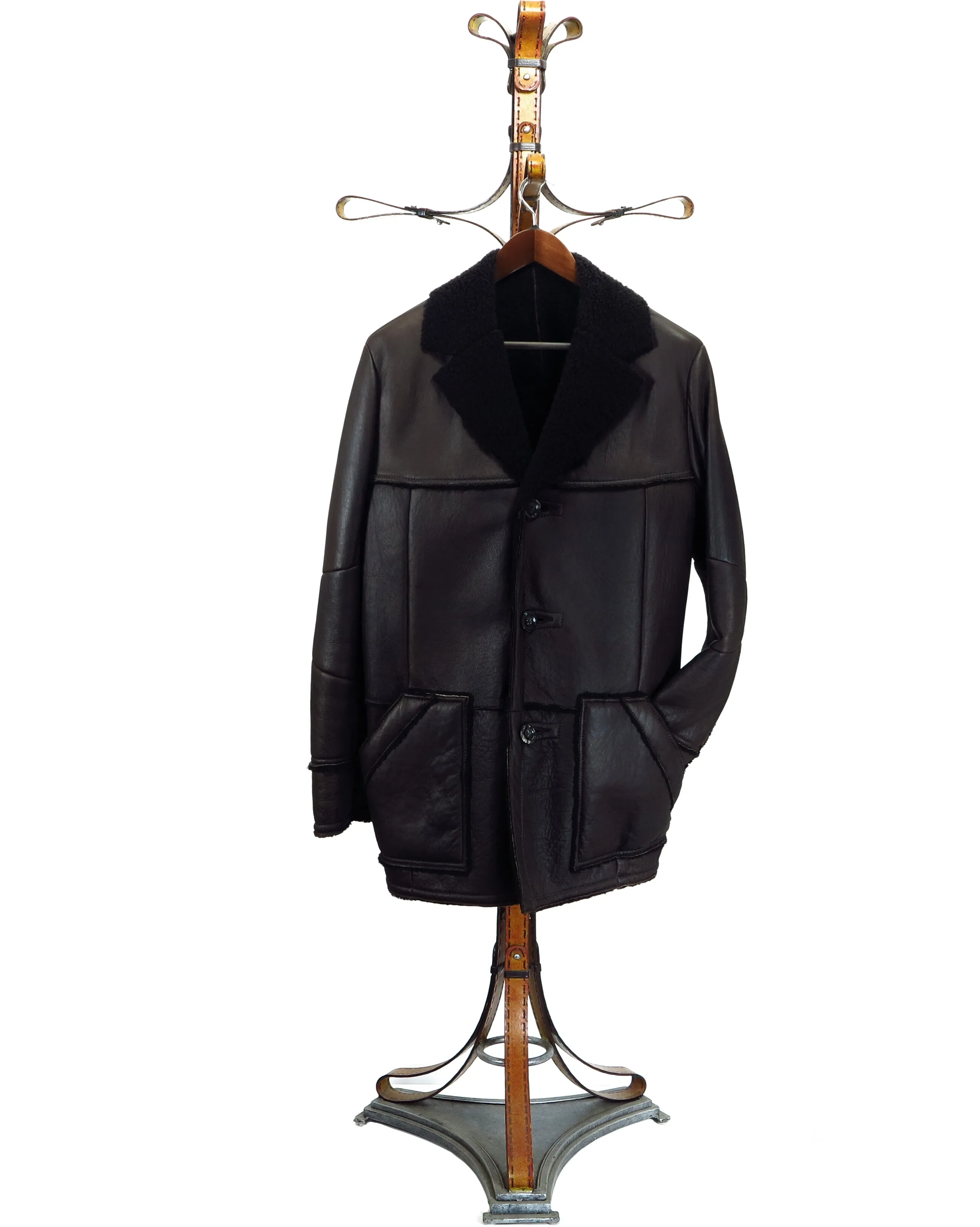 RANFURLY. S3641- Nu-Buck Baby Lamb 3/4 Coat (Genuine Natural matching Ironed Wool Interior)