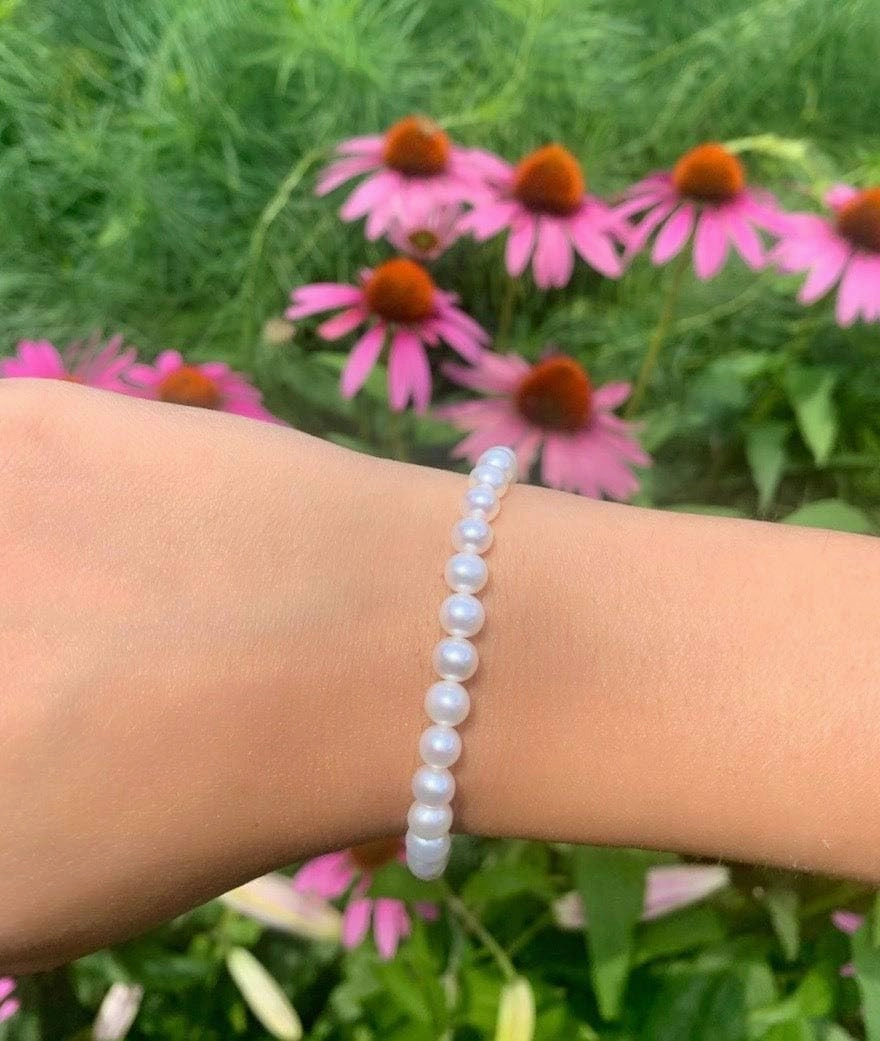 Round Freshwater Cultured Pearl Bride & Bridesmaid 8" Stretch Strand Bracelet - Choice of Pearl Size and Color