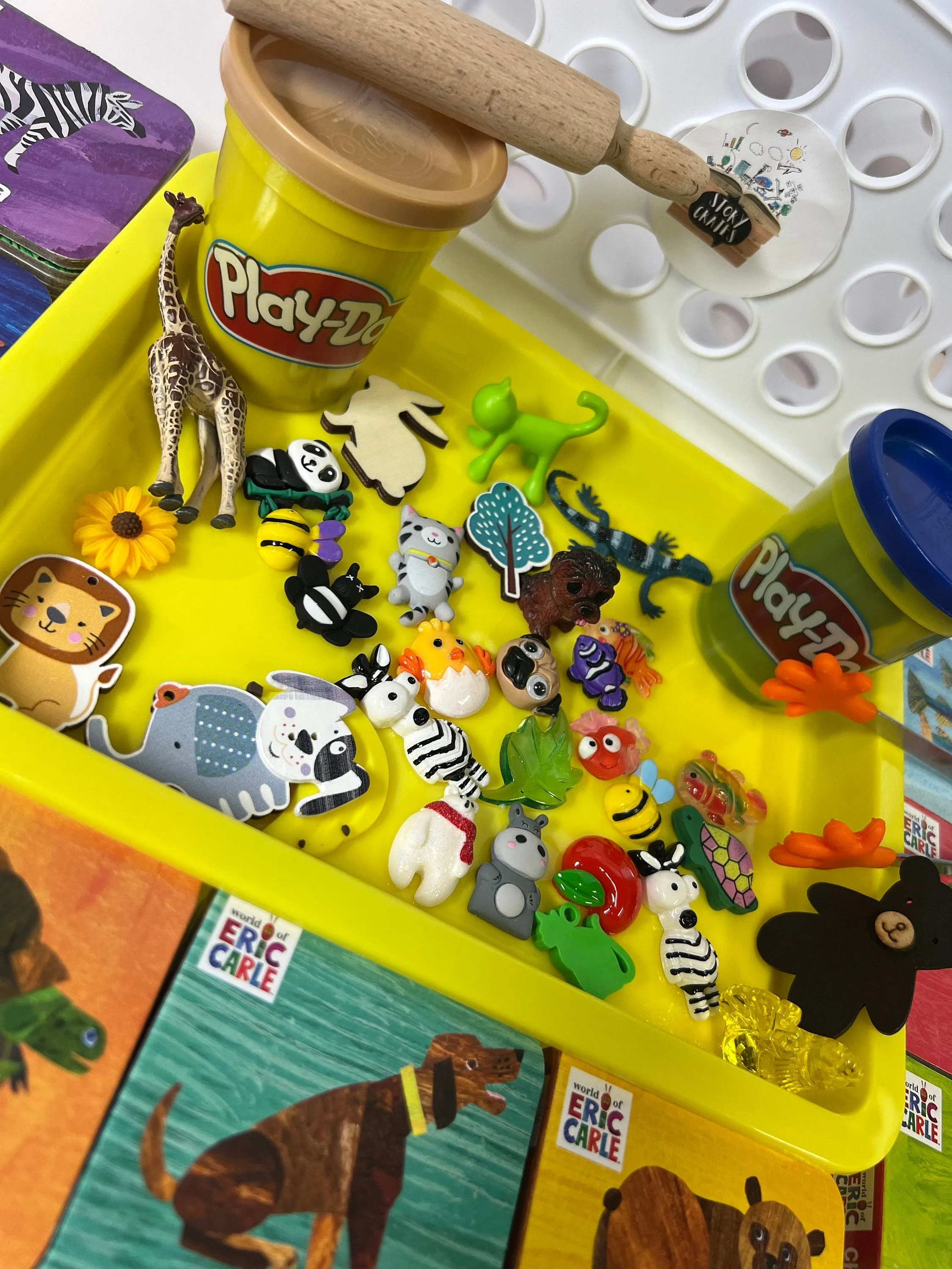 Story Kit with Books and Objects-Eric Carle Books-Story Kit-Book Gift Set-Story Set-Speech Therapy Mini Objects-Say and Play
