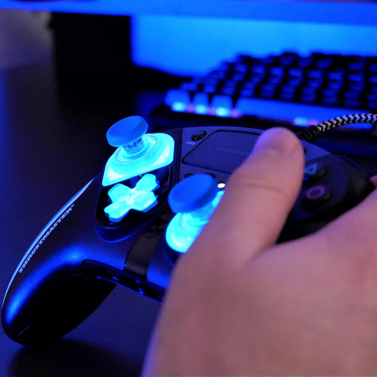 ThrustMaster ESWAP X LED BLUE CRYSTAL PACK, Pack of 7 Backlit Blue Modules, NXG Mini-Sticks, Hot-Swap Feature, Compatible with ESWAP X PRO CONTROLLER, Xbox Series X|S and PC