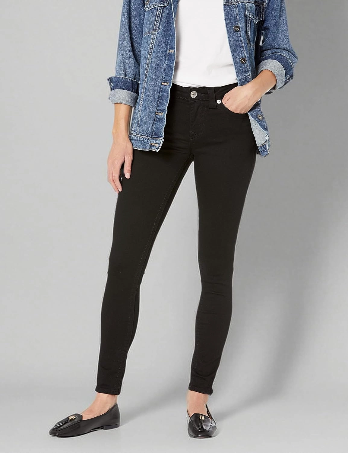 True Religion Women's Jennie Mid Rise Curvy Fit Skinny Ankle Jean