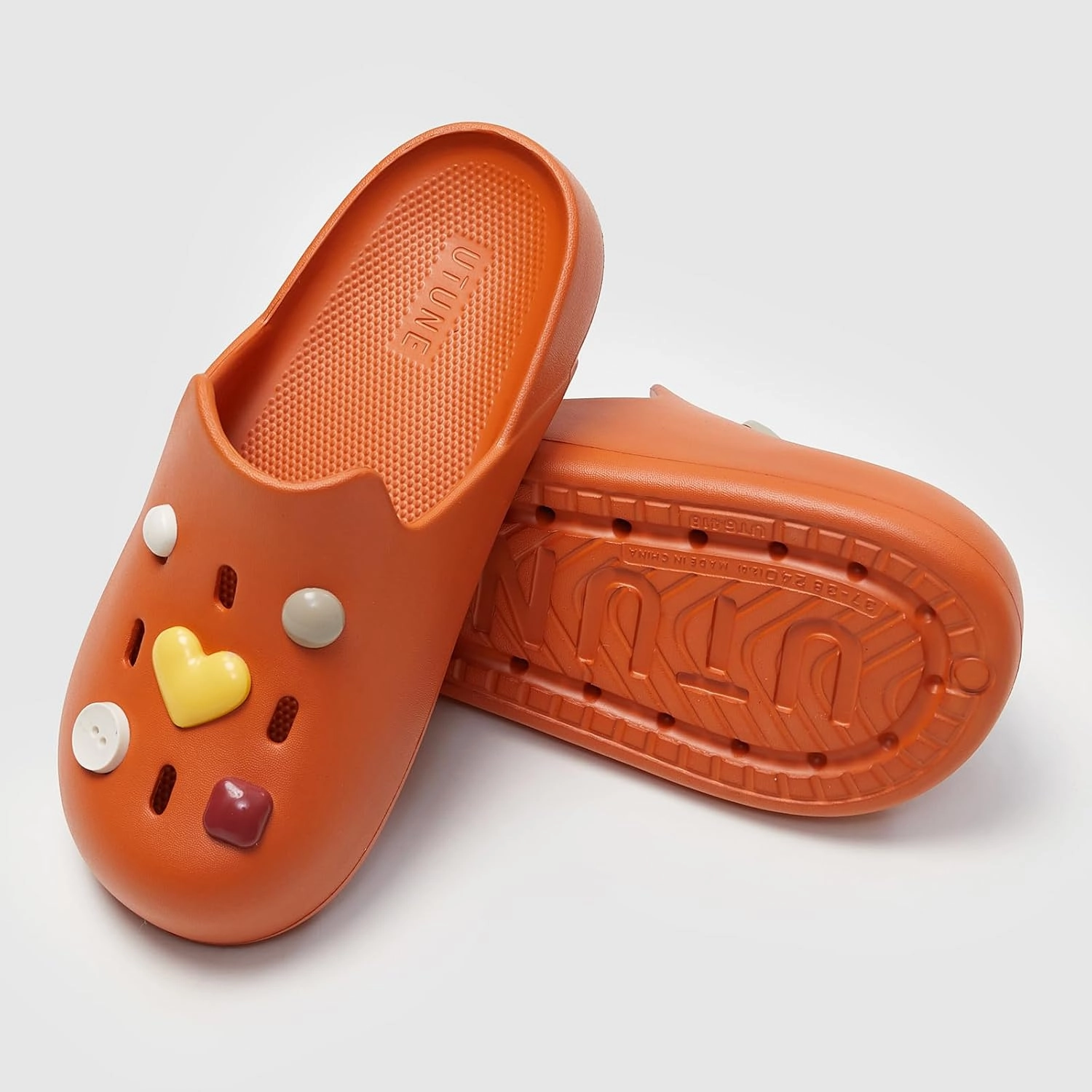 utune Cute Platform Clogs for Women Summer Garden Shoes Men Beach Pool Sandals House Slippers Bathroom Water Shoes Thick Sole Non Slip Clogs Slippers